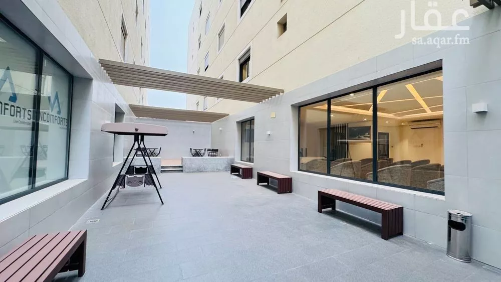 عمارة 2023 م² في الرويس 4