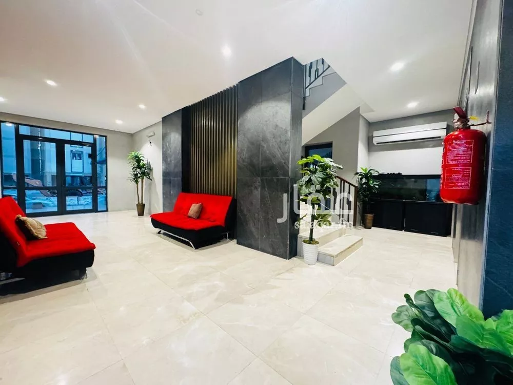 2 bedroom building in Al Ruwais, Jeddah 13