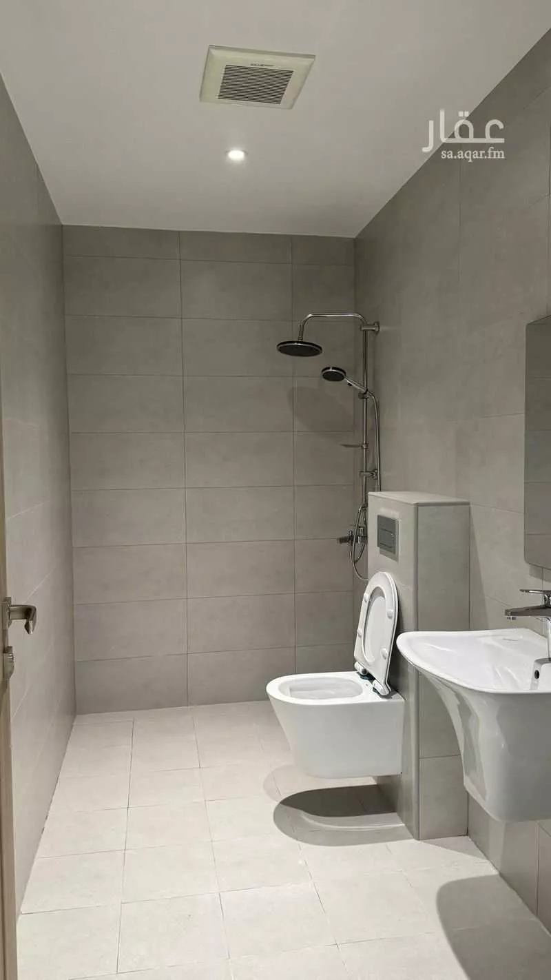 5 bedroom apartment in Ash Shulah 4