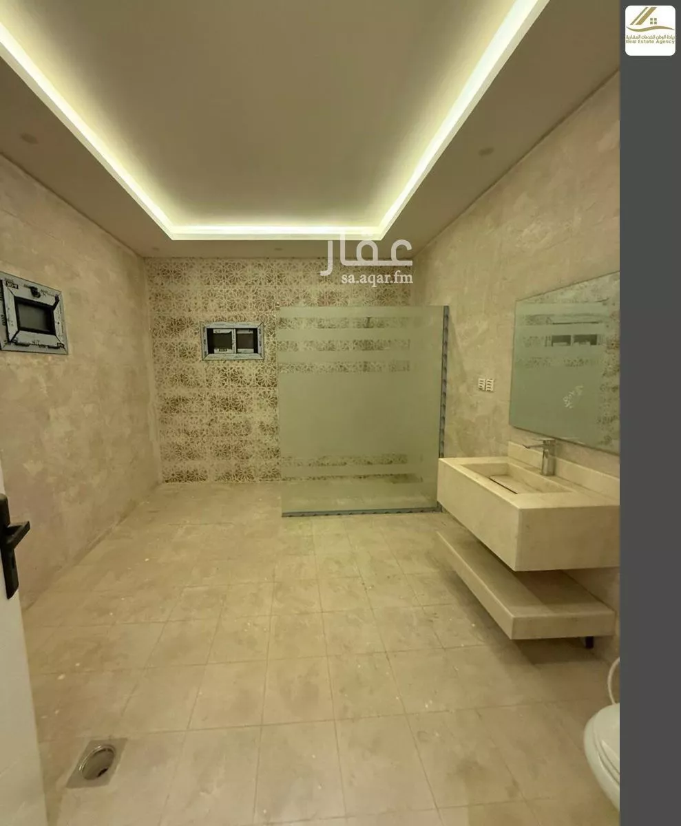 6 bedroom building in Al Yaqout, Jeddah 10