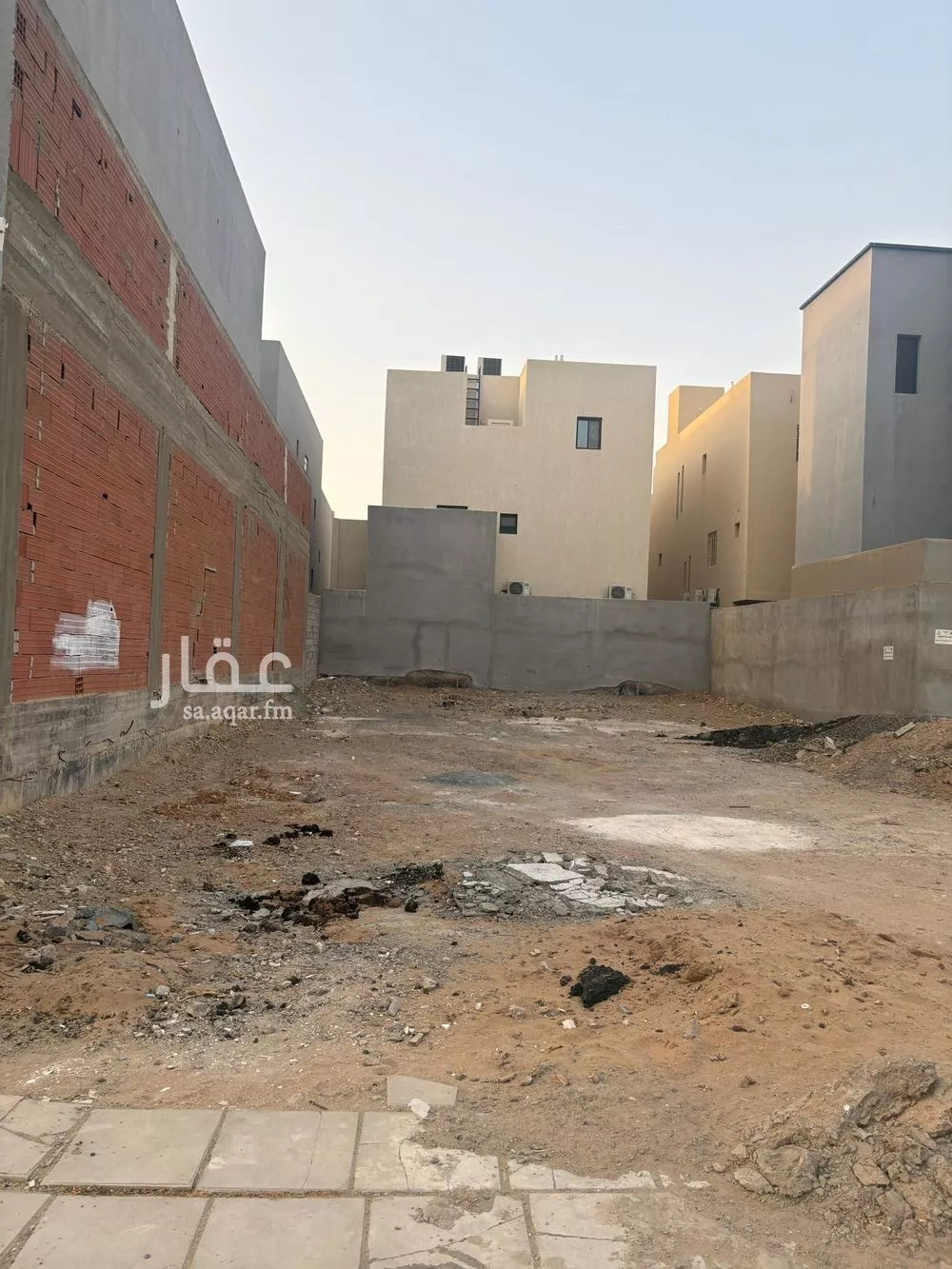 420 sqm land in Jeddah 2