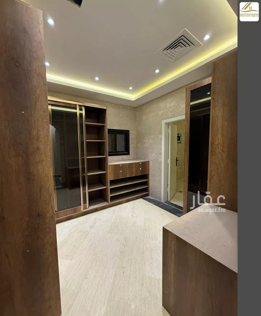 6 bedroom building in Al Yaqout, Jeddah 11