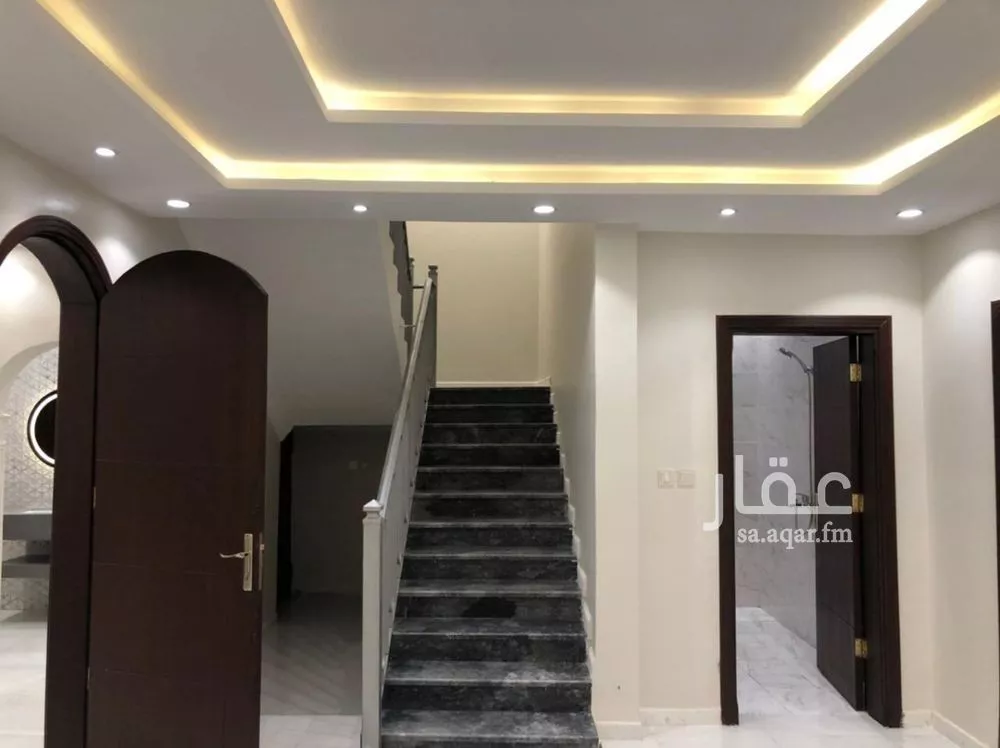 8 bedroom villa in Al Yaqout, Jeddah 4