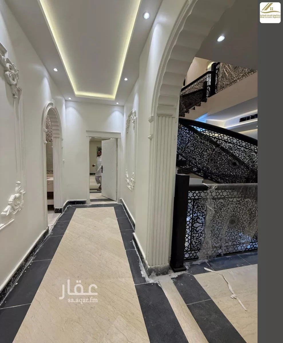 6 bedroom building in Al Yaqout, Jeddah 8