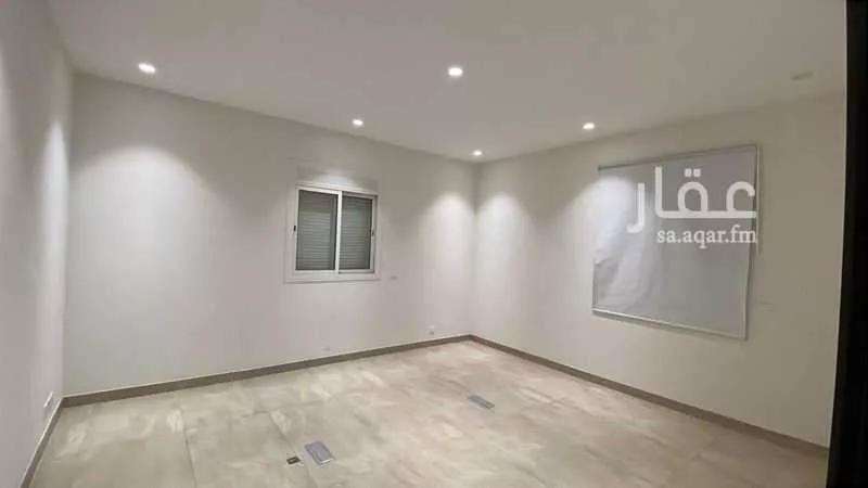 مكتب 349 م² في الخالدية 3