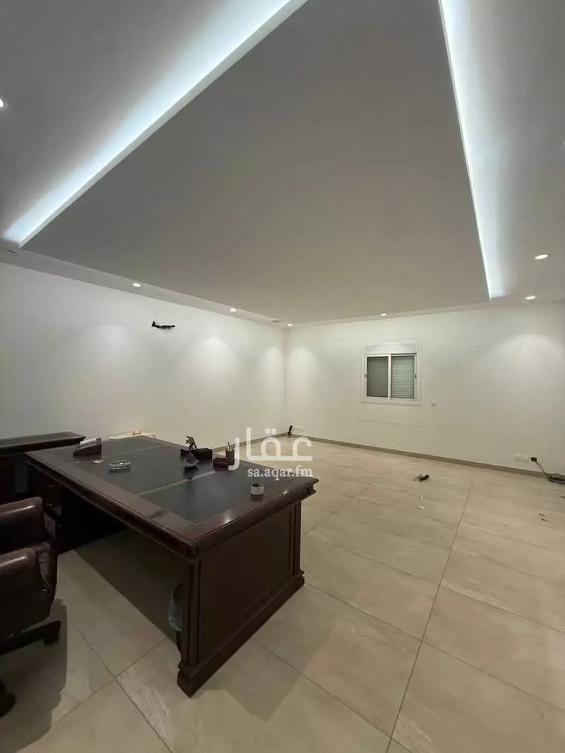 مكتب 349 م² في الخالدية 2