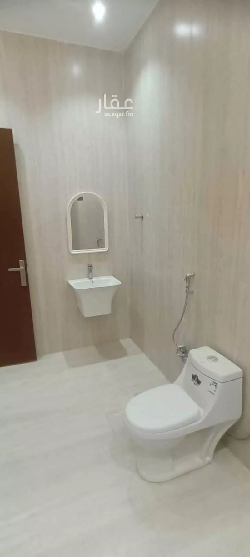 7 bedroom floor in Badr 5