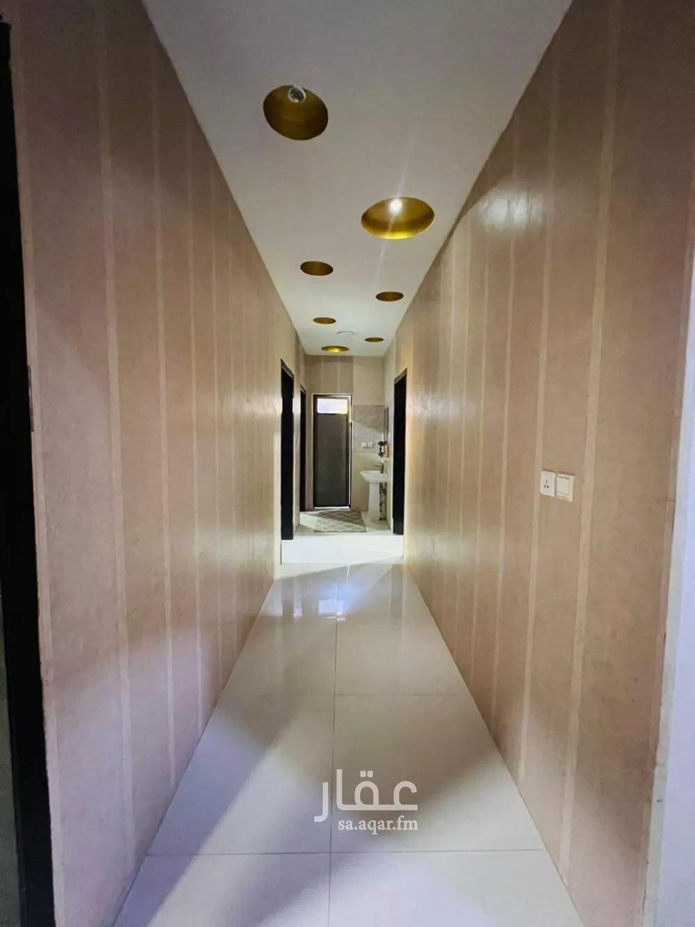 دور 8 غرف في ضاحية الملك فهد 3