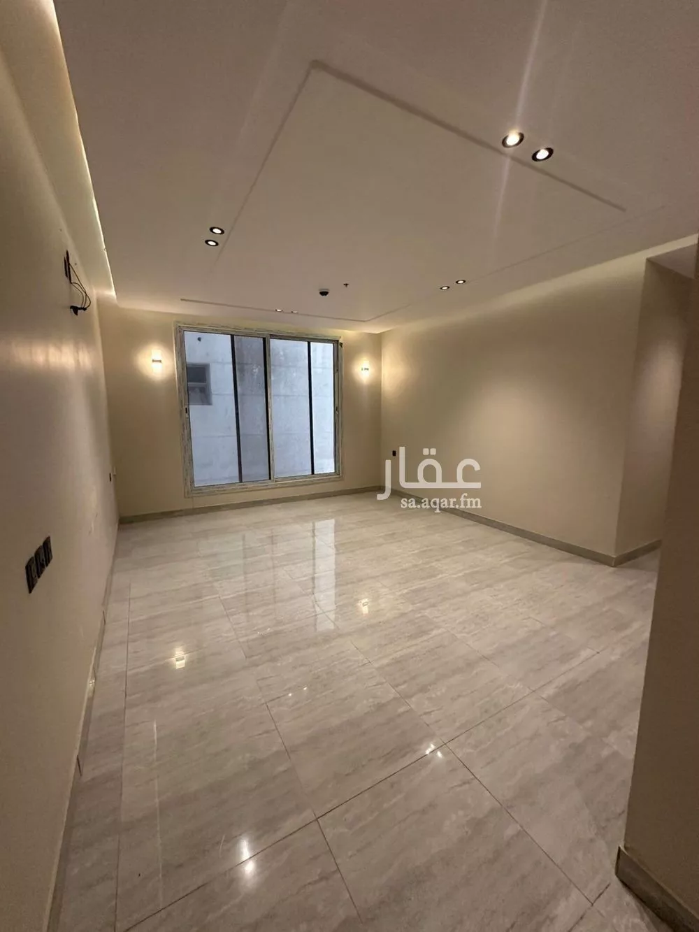 5 bedroom apartment in Al Hamra 4