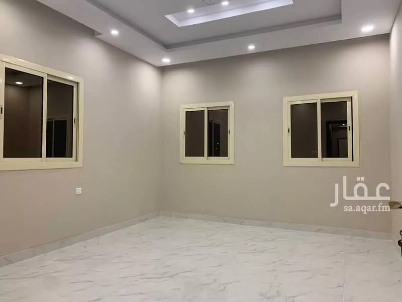 فيلا 5 غرف في طيبة 4