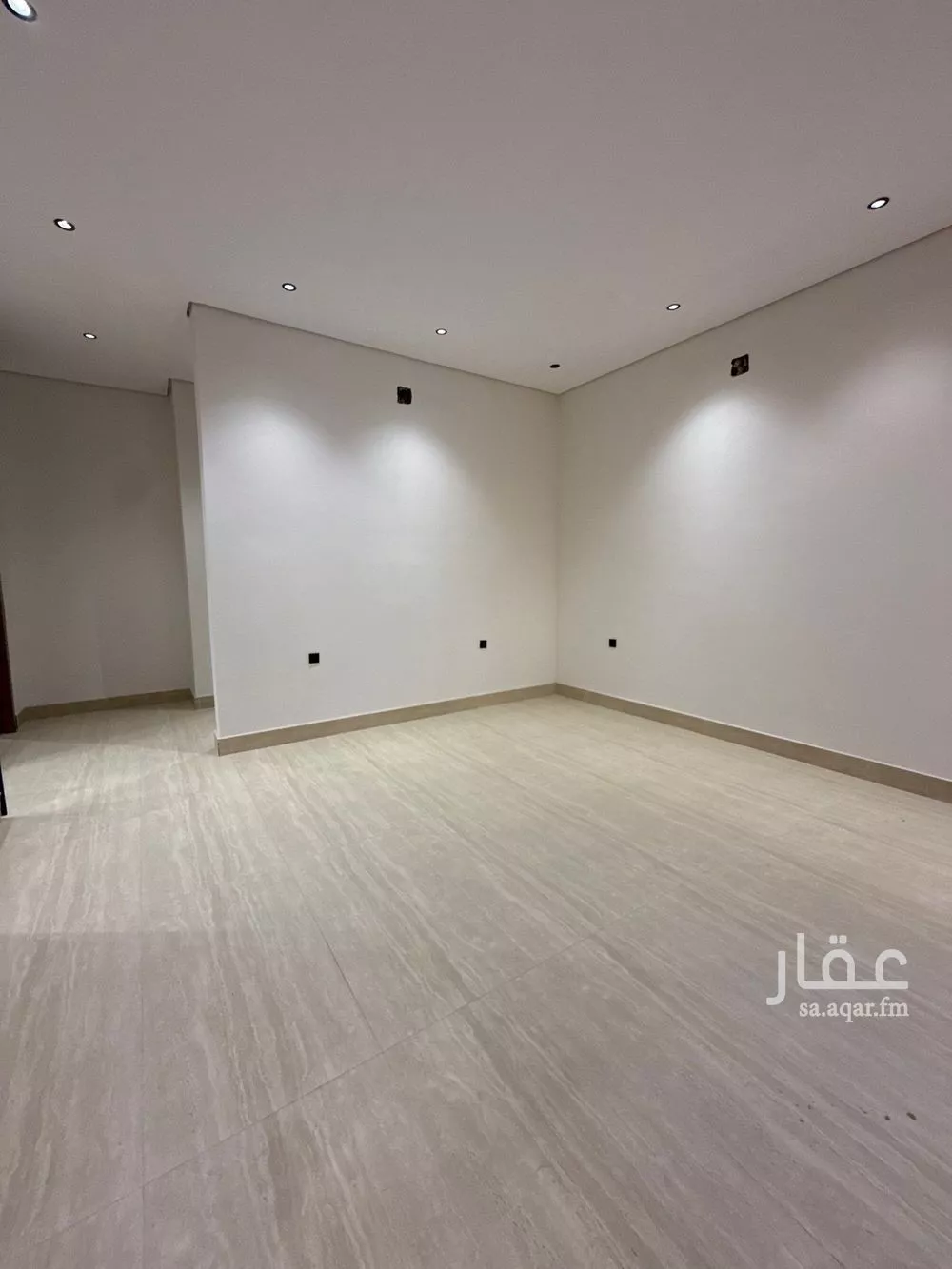 4 bedroom villa in Tuwaiq, Riyadh 9