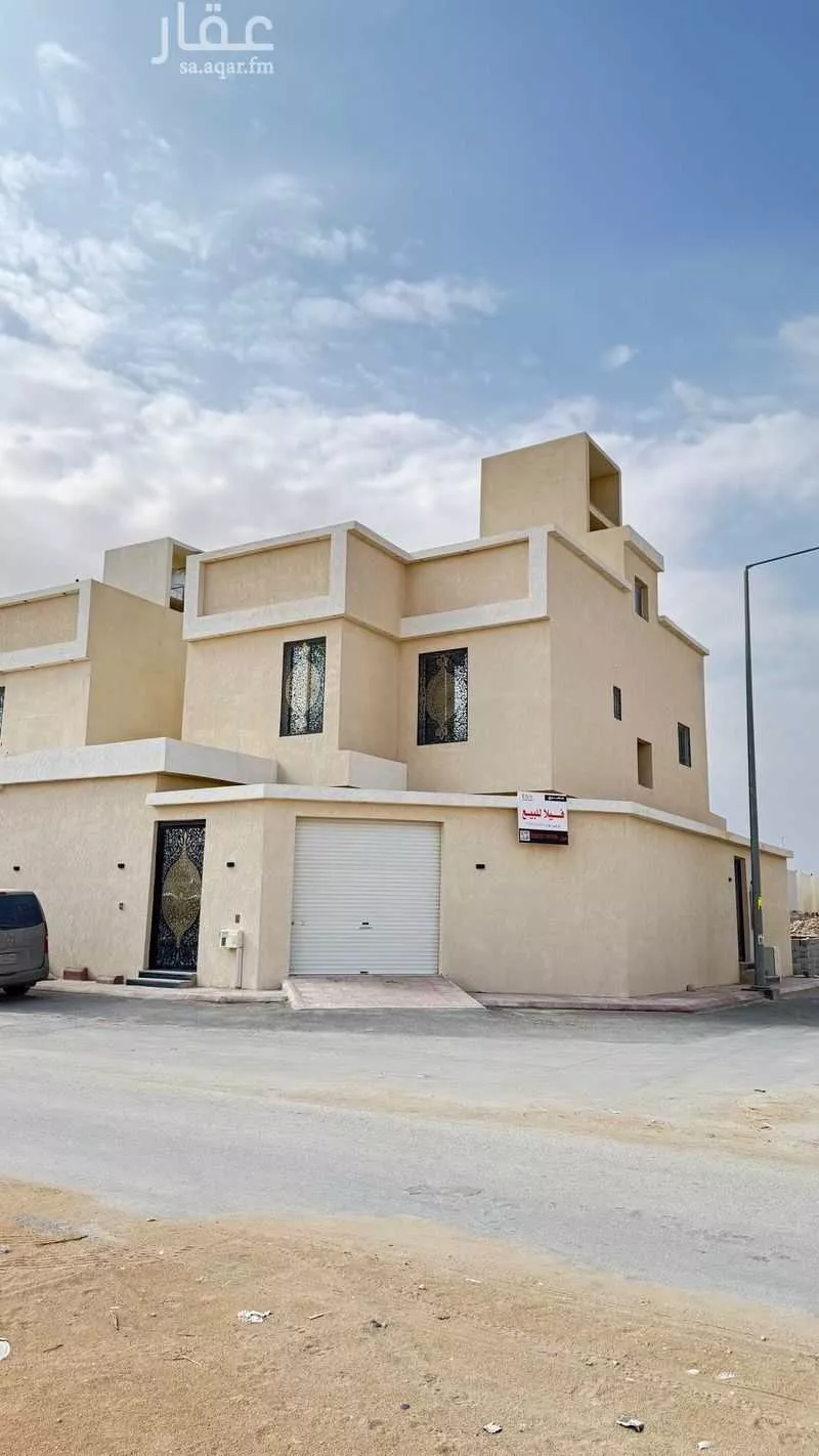 فيلا 8 غرف في الجنادرية