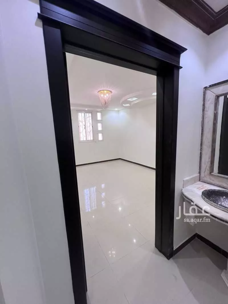 فيلا 7 غرف في المونسية 4