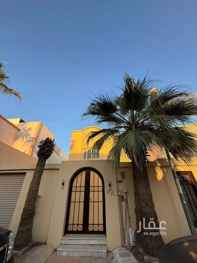 5 bedroom villa in An Nafal, Riyadh 8