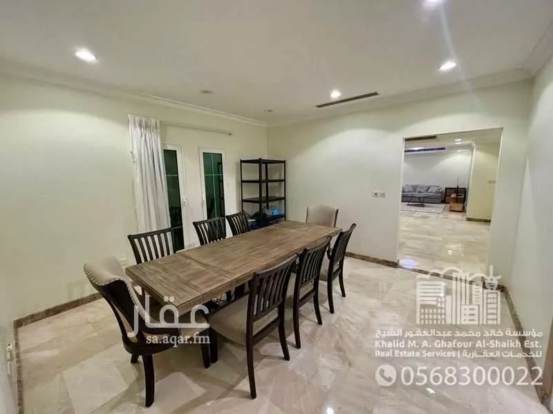 3 bedroom apartment in Al Qusur 3