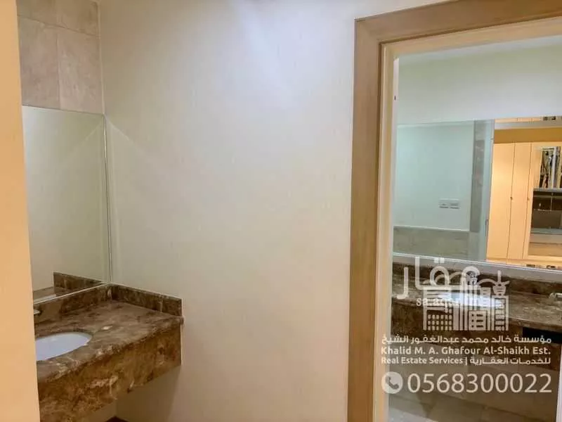 3 bedroom apartment in Al Qusur 5