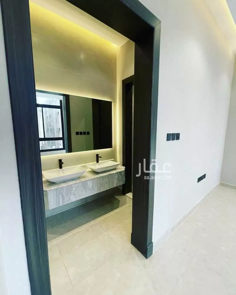 6 bedroom apartment in Al Marwa 1