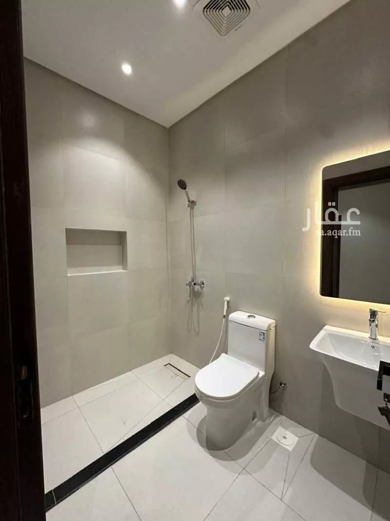 2 bedroom apartment in Al Marwa 5