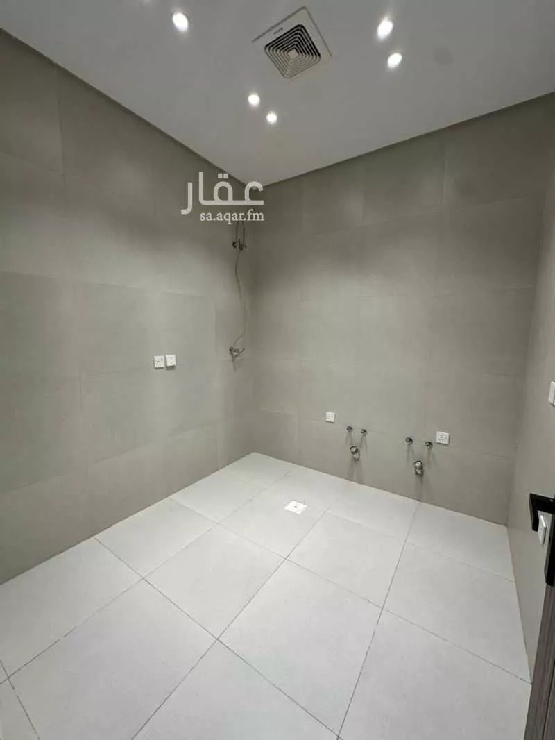 2 bedroom apartment in Al Marwa 4