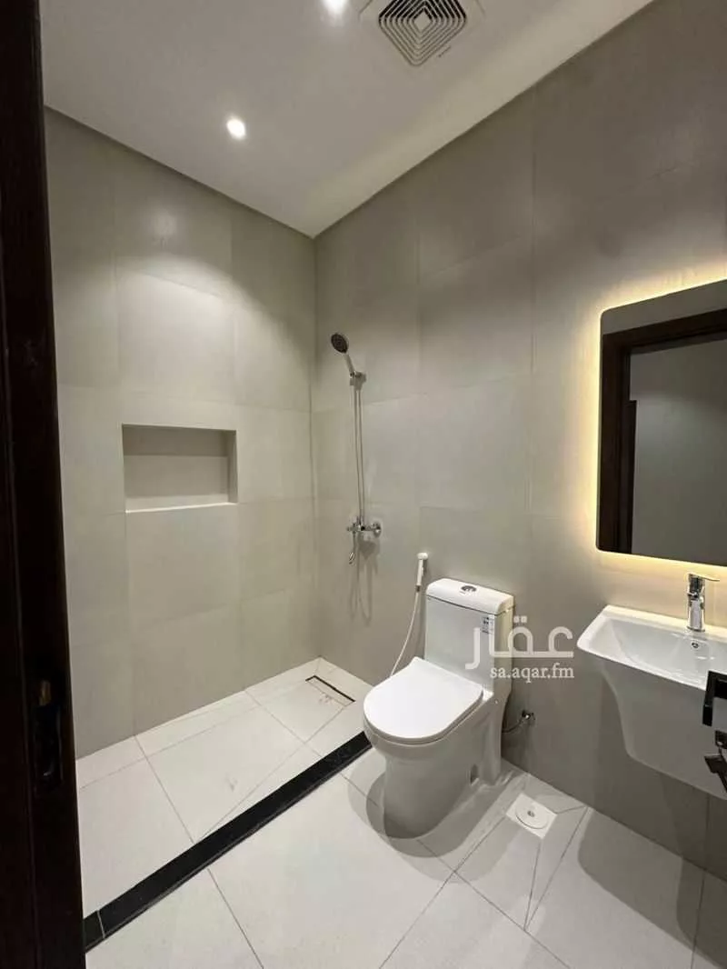 2 bedroom apartment in Al Marwa, Jeddah 4