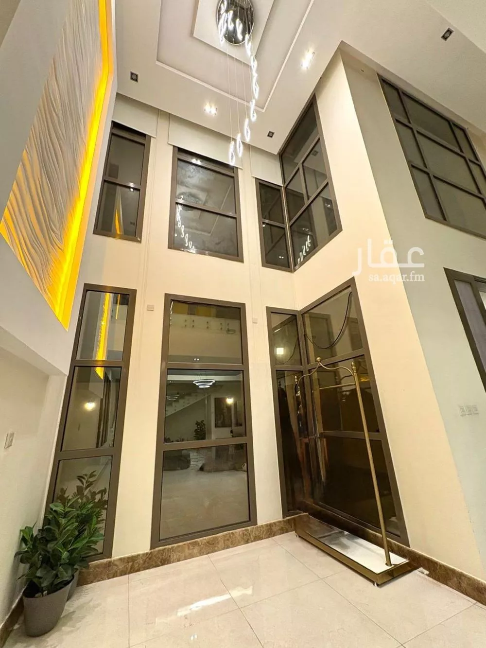 فيلا 13 غرف في العارض 3