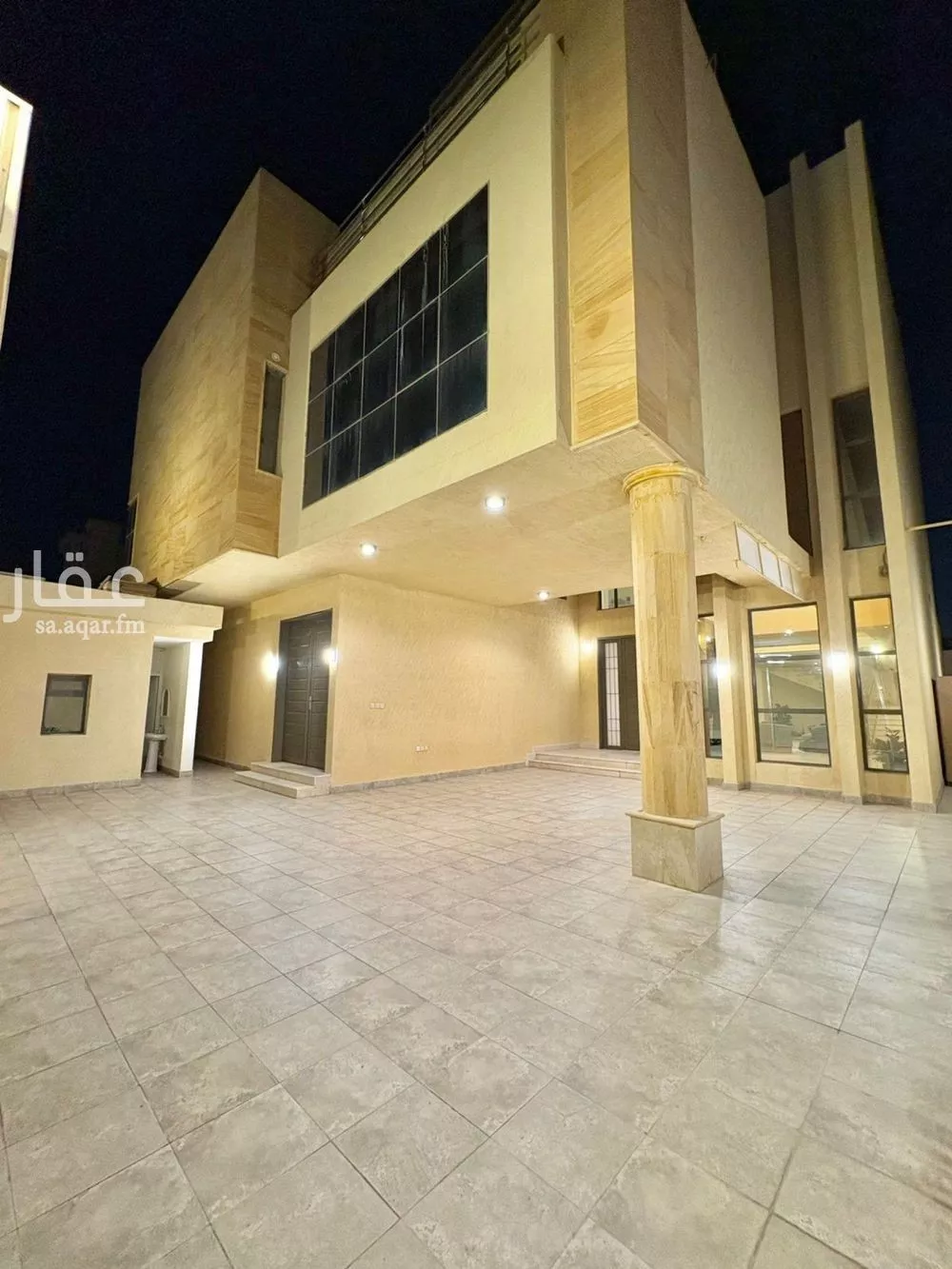 فيلا 13 غرف في العارض 4