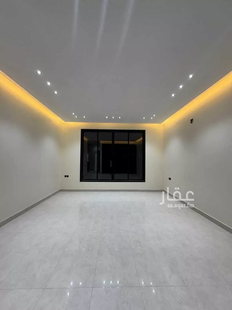 4 bedroom villa in Al Rimal 5