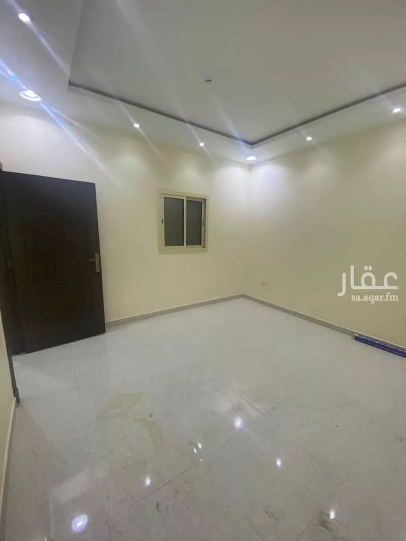 مكتب 900 م² في ظهرة لبن 3