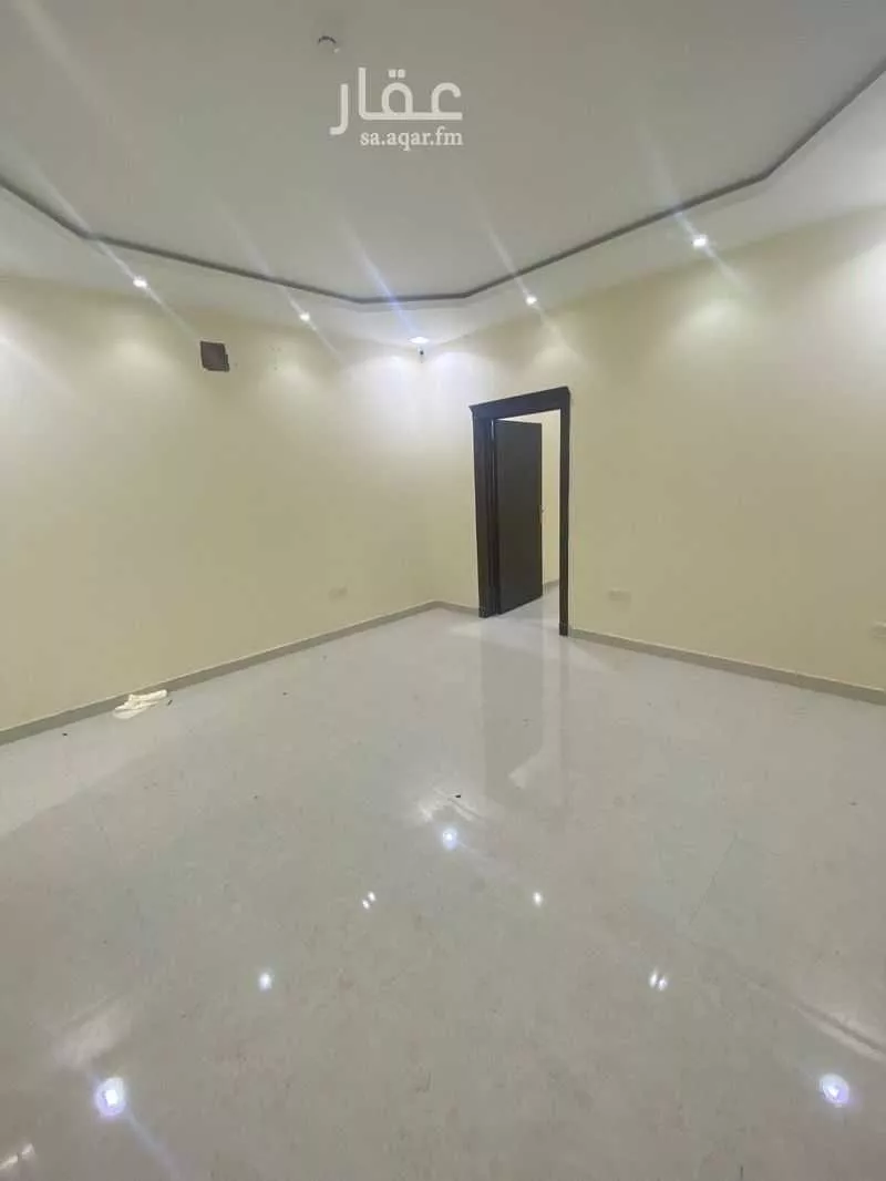 مكتب 900 م² في ظهرة لبن 1