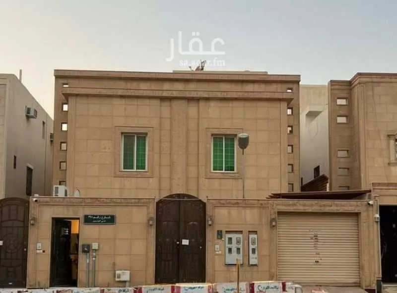 فيلا 5 غرف في الياسمين 1