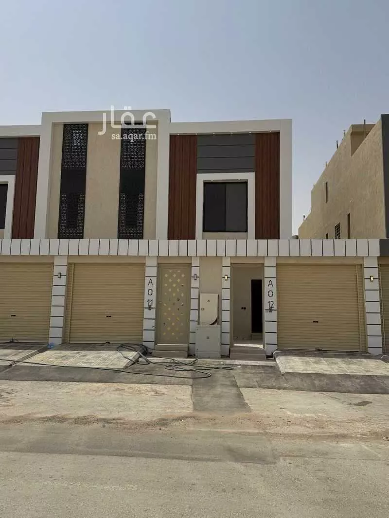 فيلا 5 غرف في الجنادرية 1