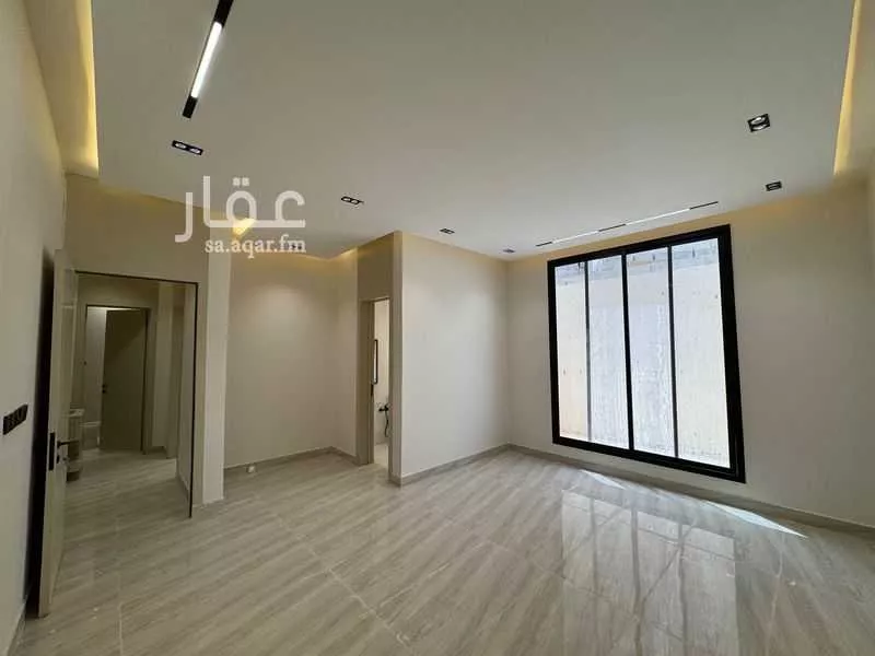 فيلا 5 غرف في الجنادرية 3