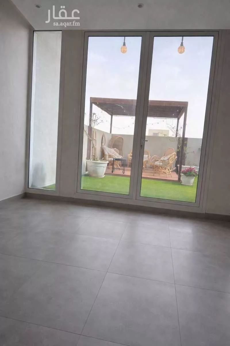 3 bedroom apartment in Al Yasmin 4