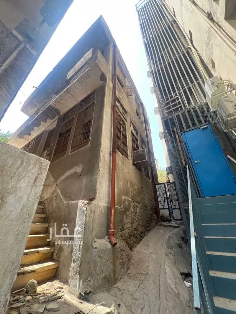 عمارة 413 م² في الجميزة 3