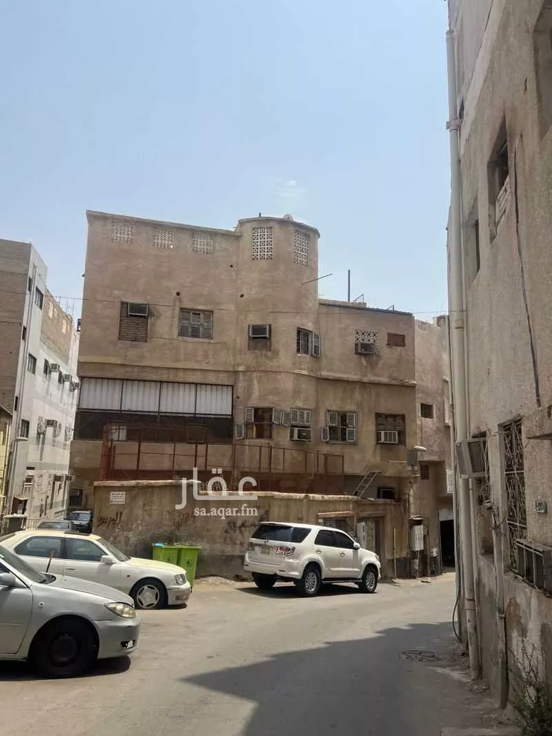 عمارة 206 م² في الجميزة 3