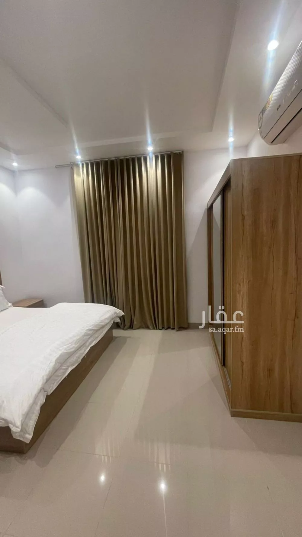 شقة 2 غرف في الملقا 4