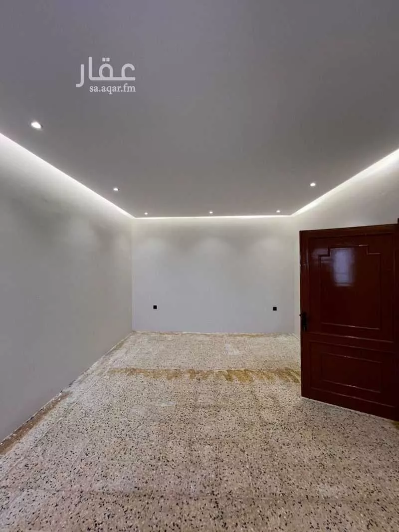 دور 4 غرف في العريجاء الوسطى 5