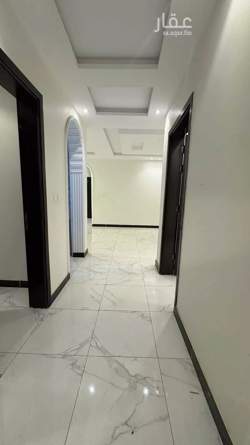 شقة 5 غرف في الريان 5