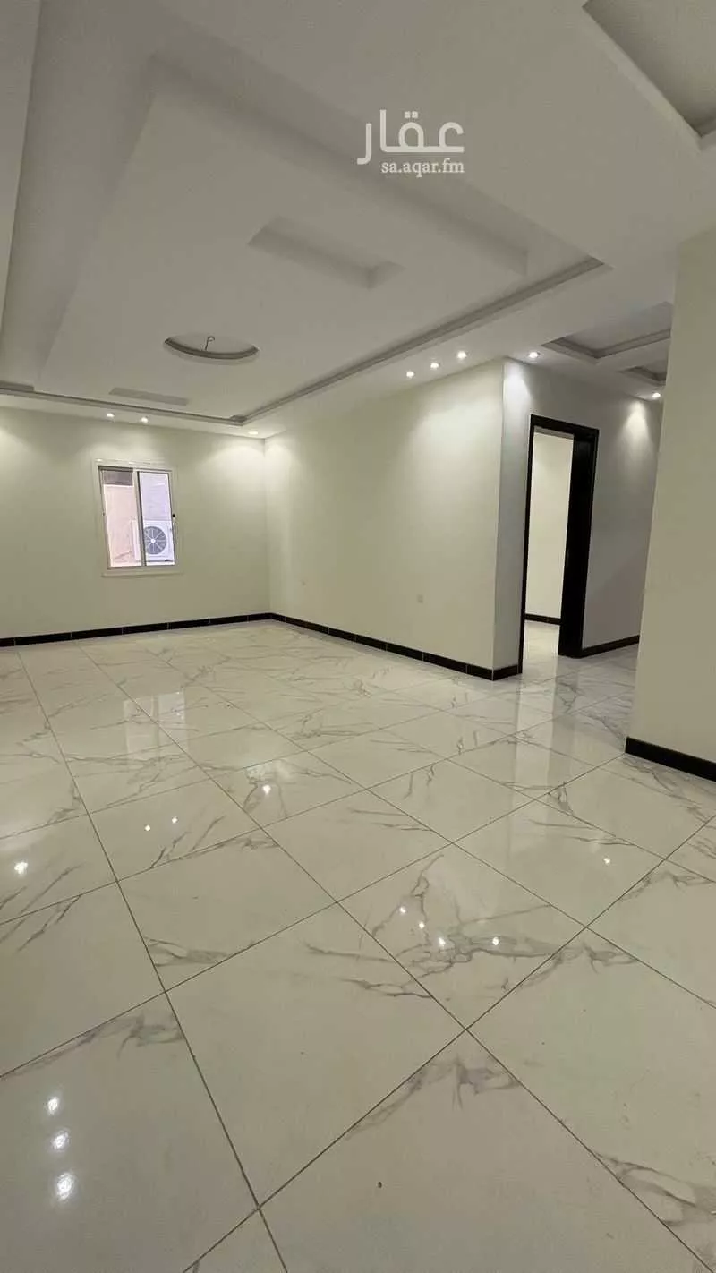 شقة 5 غرف في الريان 4