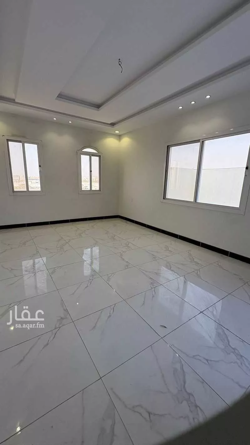 شقة 5 غرف في الريان 5