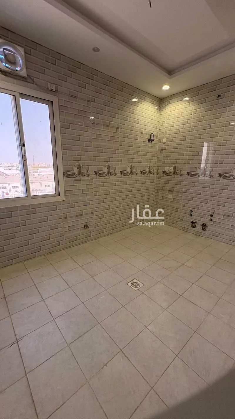 شقة 5 غرف في الريان 3