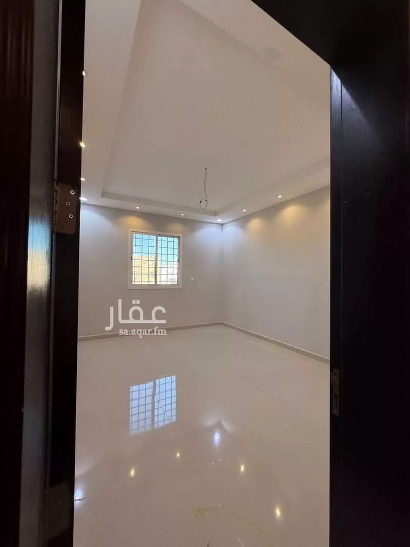 دور 4 غرف في العارض 4