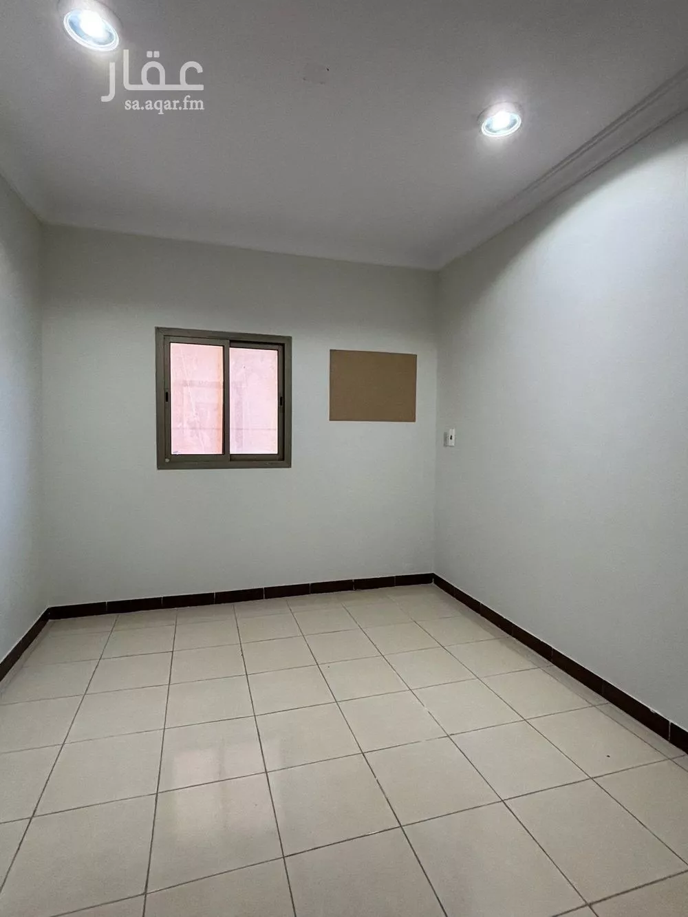 شقة 3 غرف في العزيزية 4