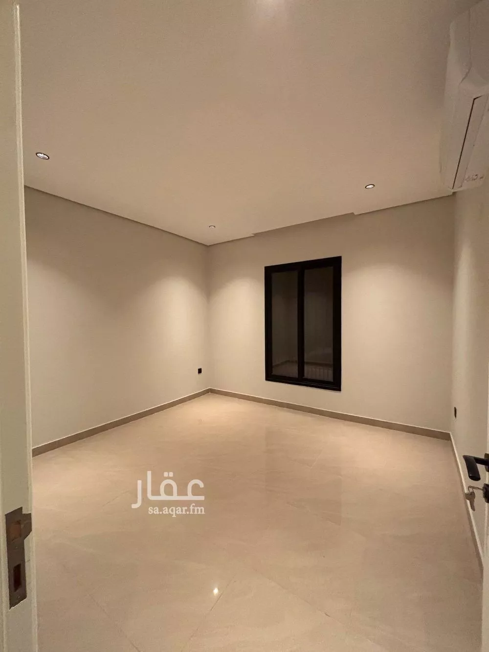 شقة 2 غرف في المدينة الرياضية 3