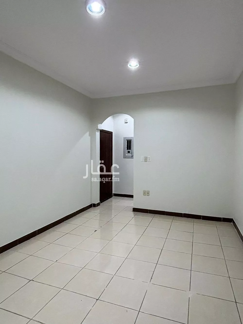 شقة 3 غرف في العزيزية 2