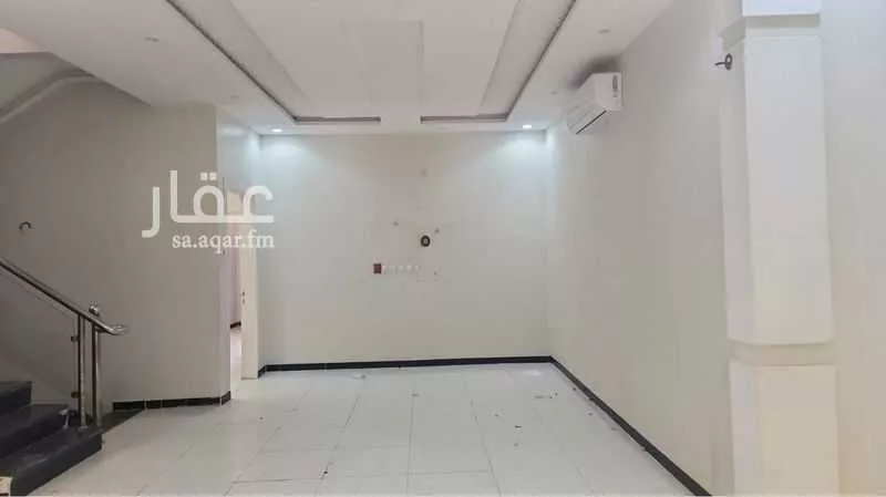 فيلا 7 غرف في بدر 2