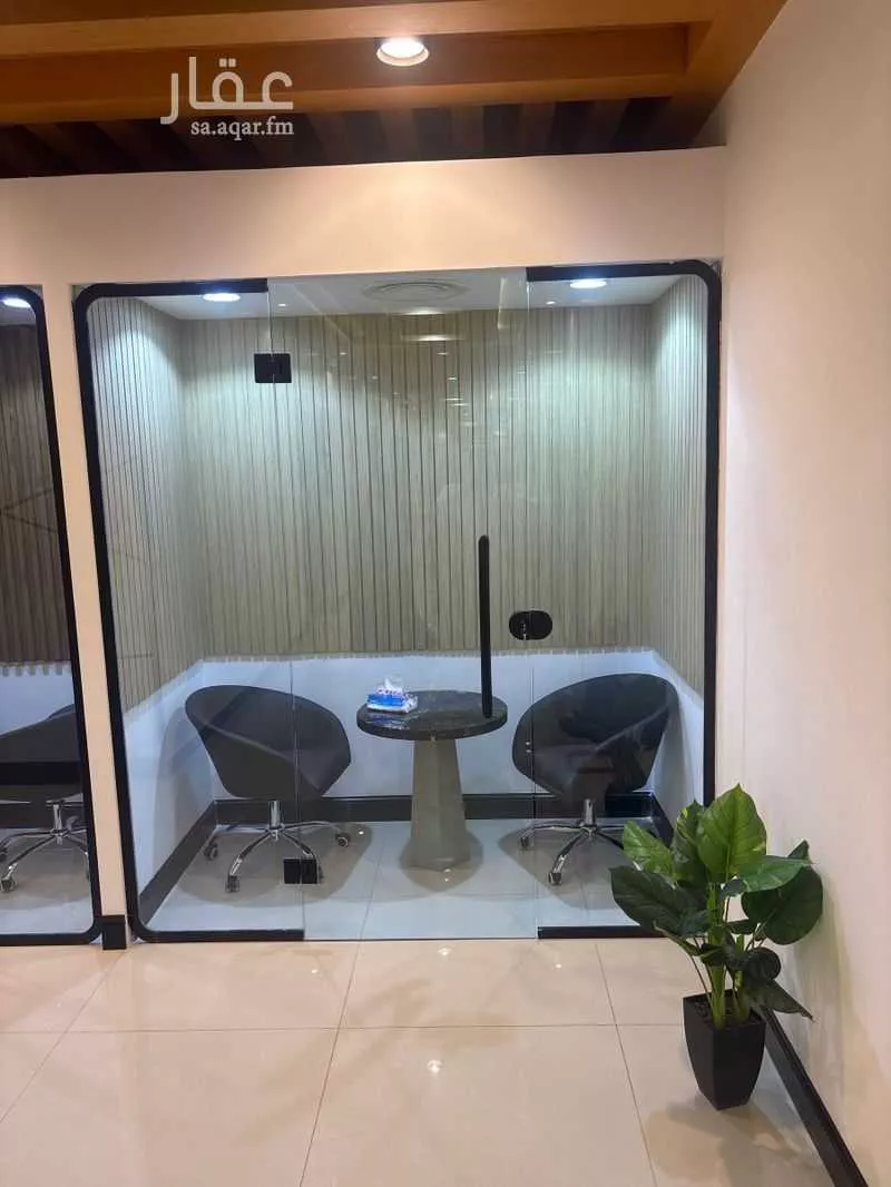 800 sqm office in Al Aridh 5