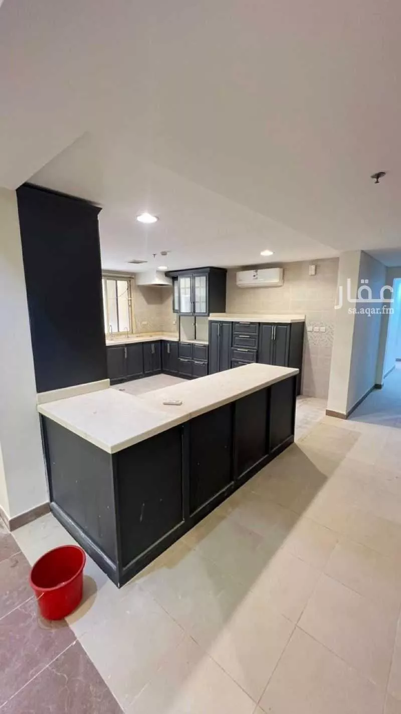 شقة 4 غرف في الملقا 3