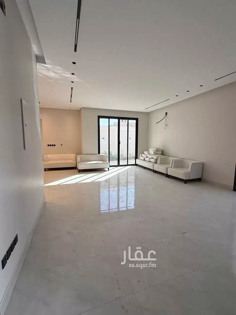 4 bedroom villa in Al Mahdiyyah, Riyadh 10