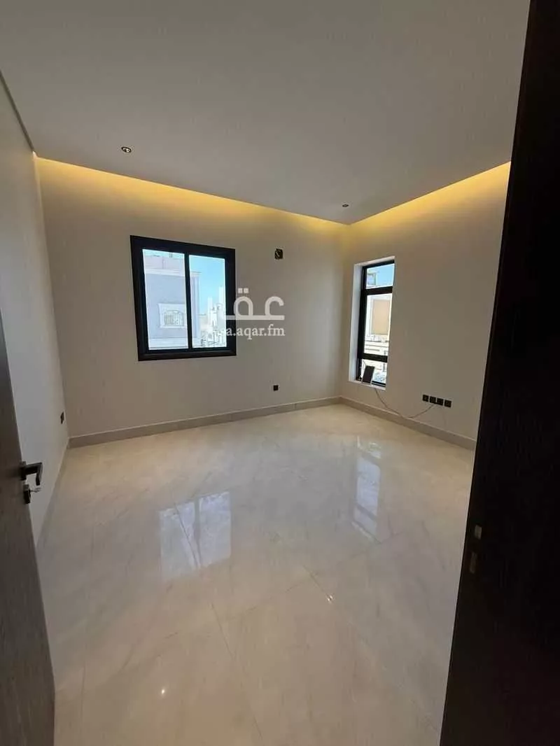 4 bedroom villa in Al Mahdiyyah, Riyadh 11